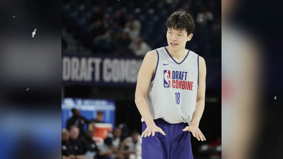  塞尔维亚队教练压力巨大！，Ming遭遇五持续失利赢得满堂喝彩